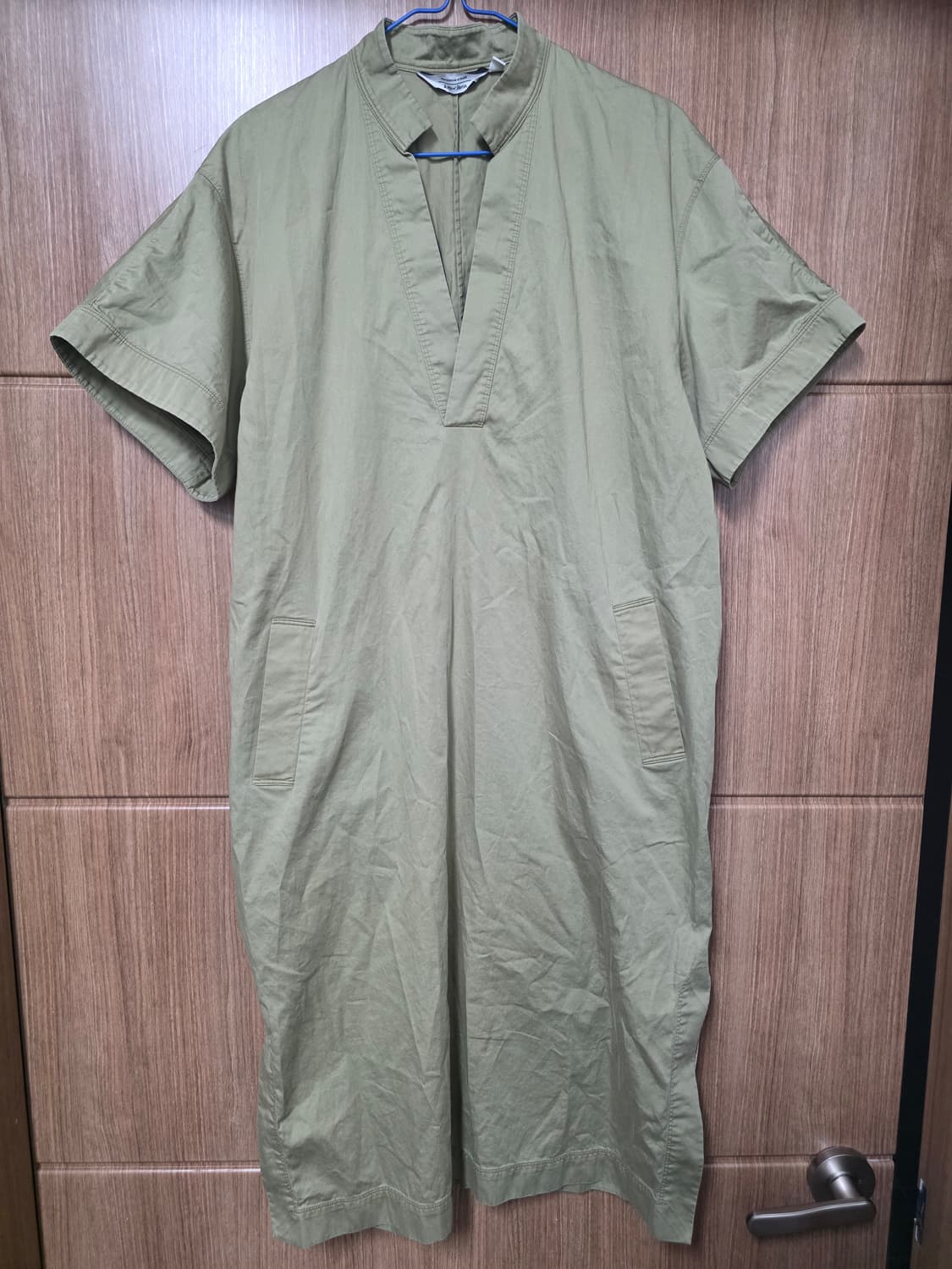 앤아더스토리즈 브이넥 코튼 카프탄 원피스 상품이미지1