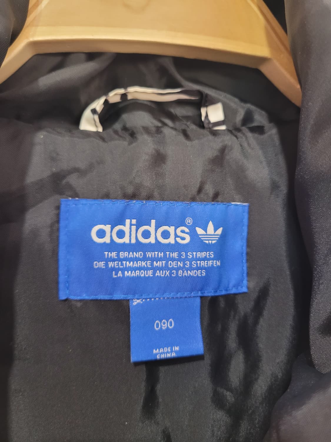 아디다스 로고 패턴 후드 패딩 베스트 90사이즈 상품이미지3