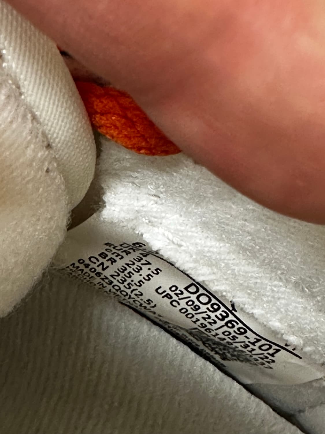 여성용 조던1 팝니다. 235사이즈입니다. 상품이미지5