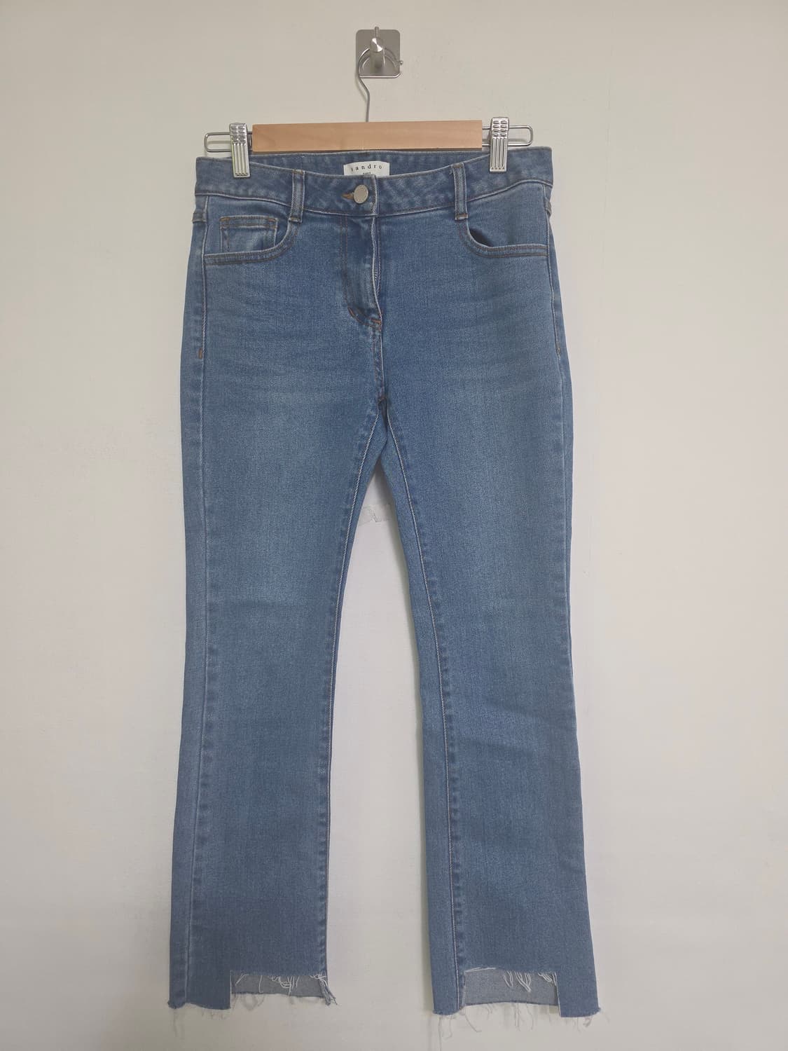 산드로 SANDRO PARIS 라이트 워싱 부츠컷 데님 26-27 상품이미지1