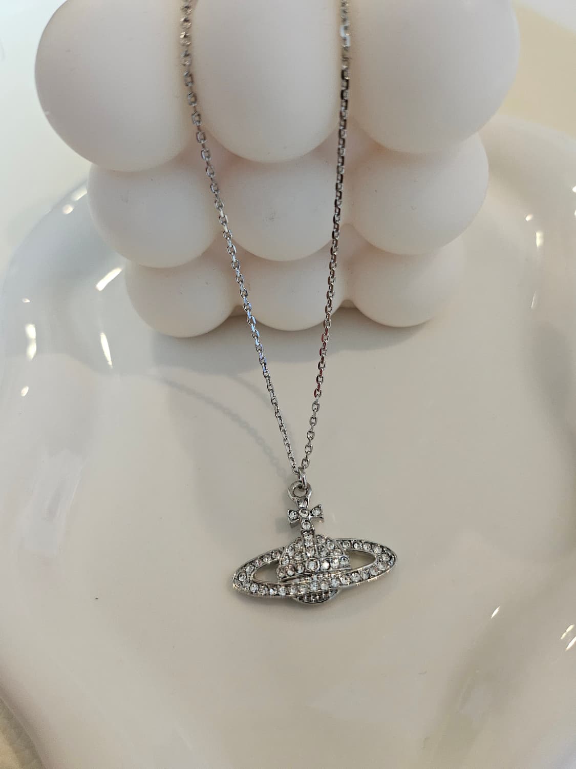 비비안웨스트우드 업사이클링 올큐빅 은장 목걸이 상품이미지1