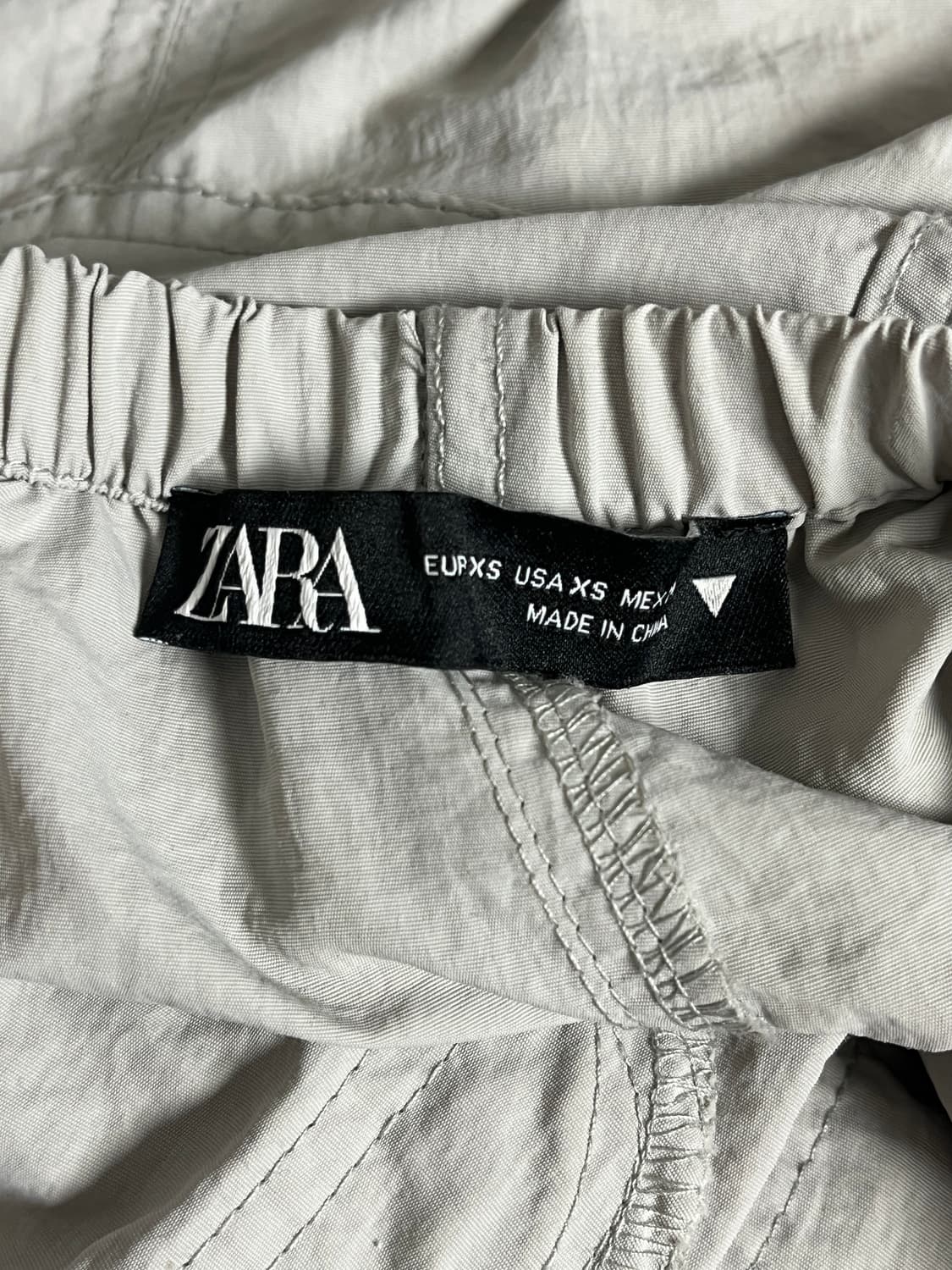 자라 zara 나일론 팬츠 상품이미지7