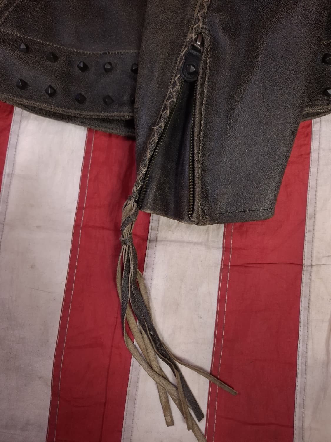 오리지날 할리데이비슨 리얼레더 이글 테슬 라이더자켓 상품이미지6