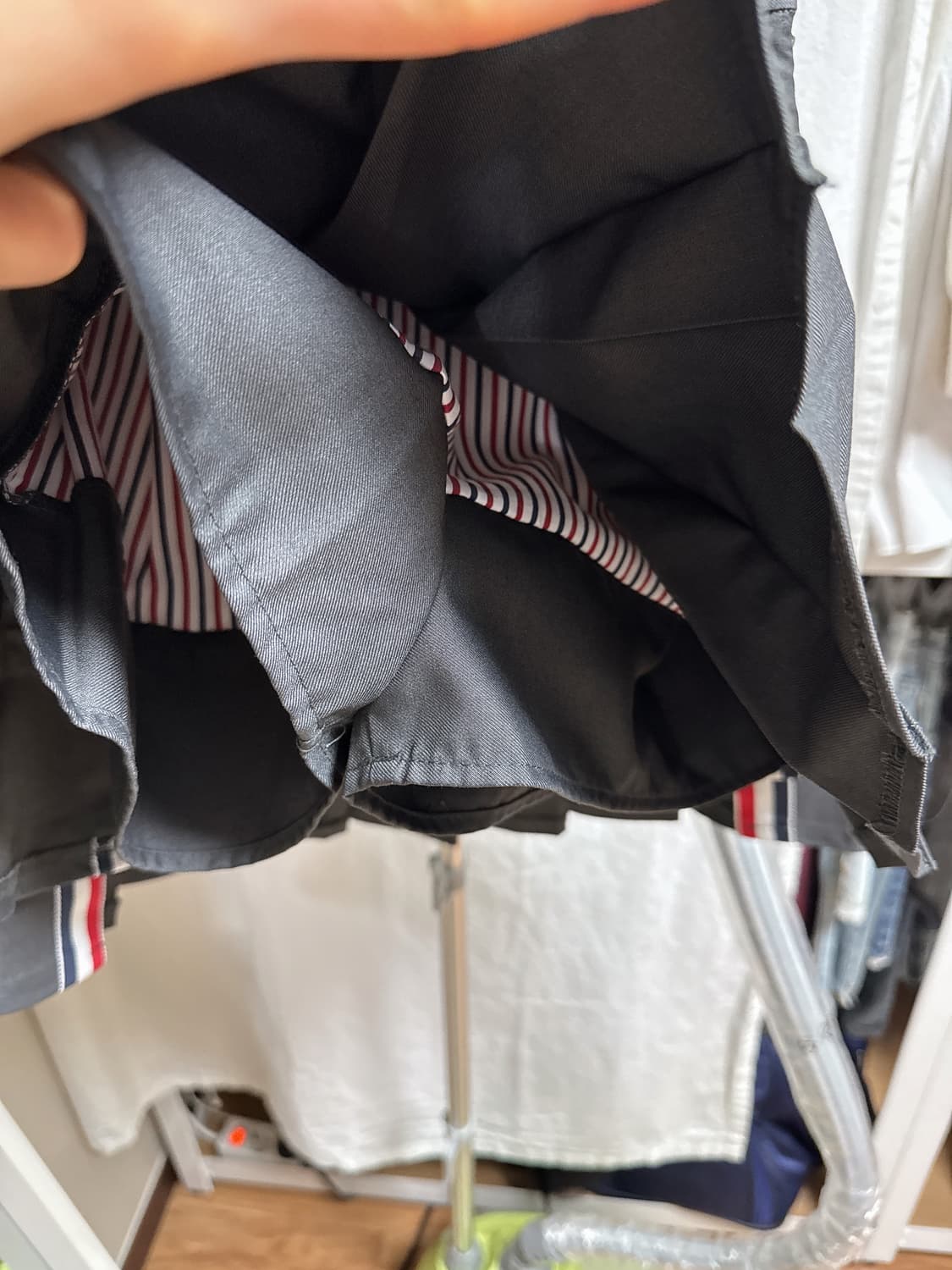 톰브라운 4-bar 플리츠 미니 스커트 상품이미지5