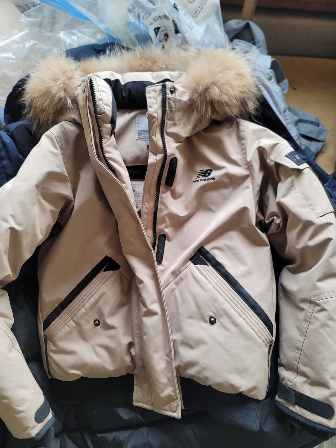 뉴발란스 다운패딩 사이즈 85/S 상품이미지1