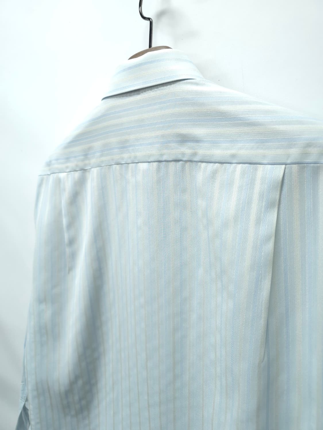 발렌시아가 울실크혼방 클래식 스트라이프 봄여름 셔츠 (105) 상품이미지9