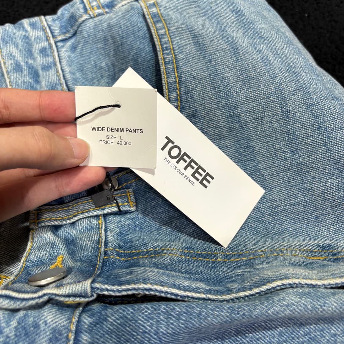 새상품 L TOFFEE 토피 연청 와이드 데님팬츠 상품이미지3