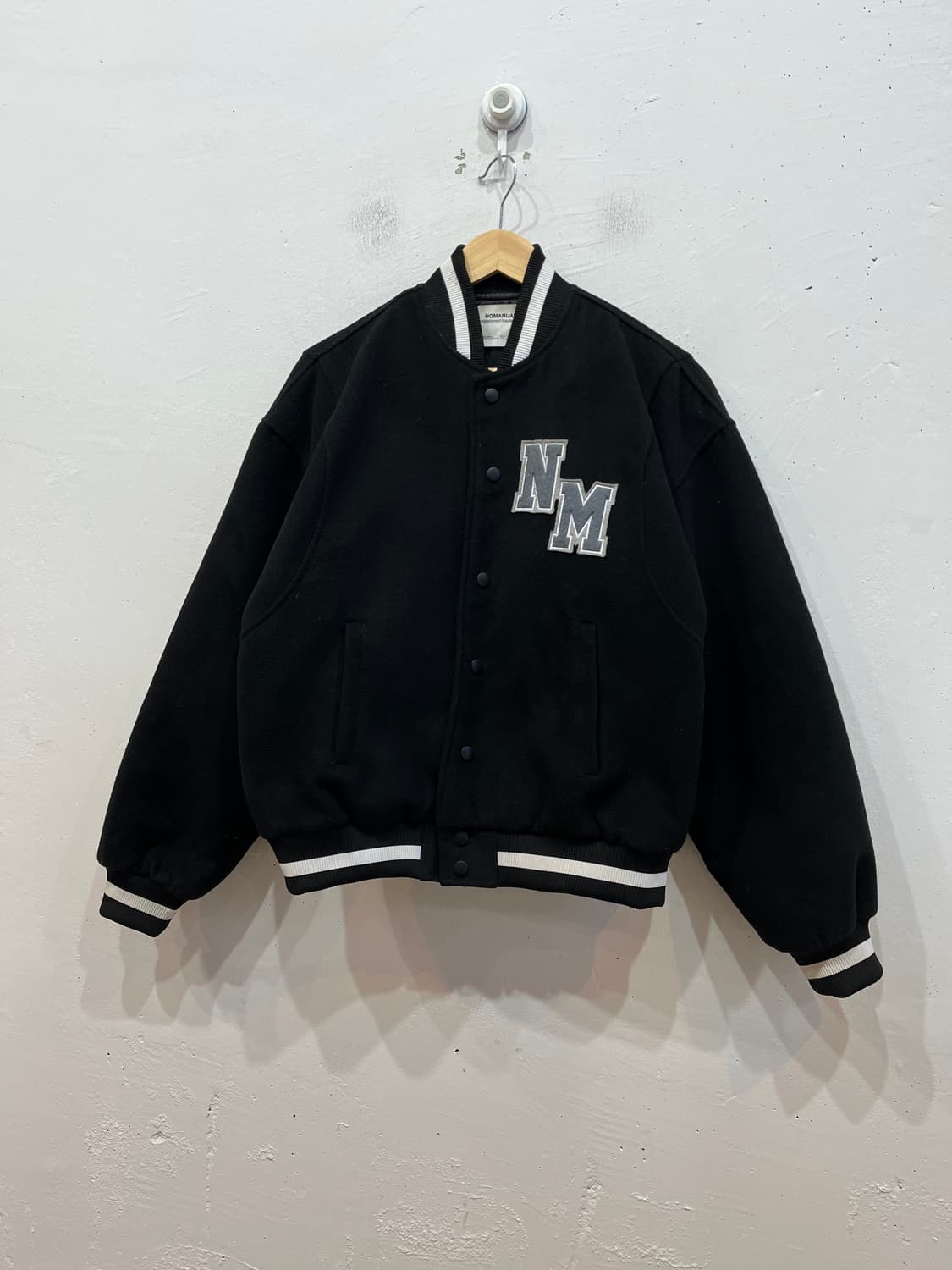 노매뉴얼 바시티자켓 L 상품이미지1