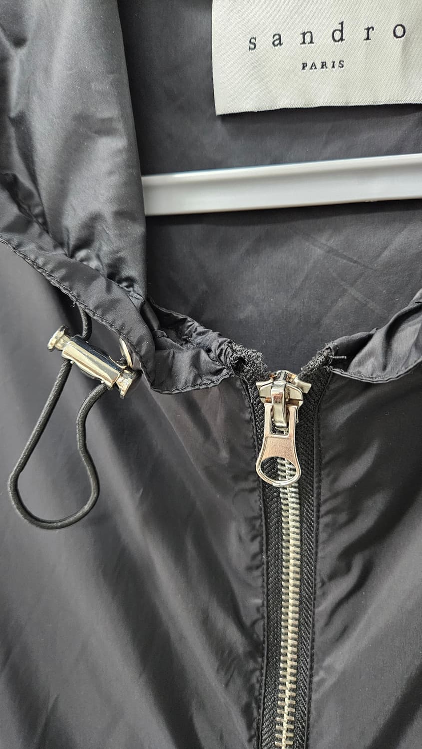 산드로 경량 나일론 후드 바람막이점퍼(M) 상품이미지3