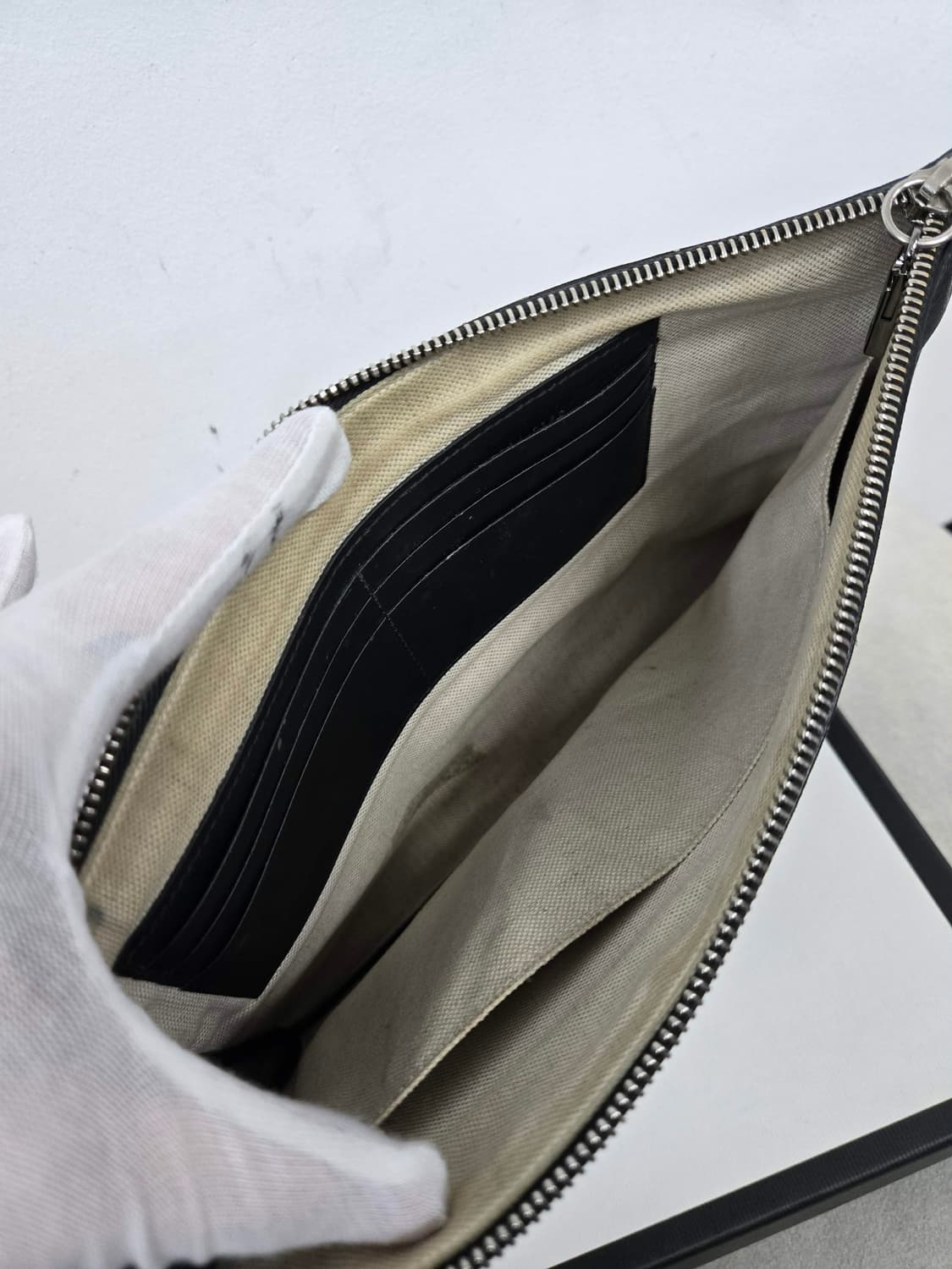 [보증서 정품] 구찌 킹스네이크 클러치백 상품이미지6