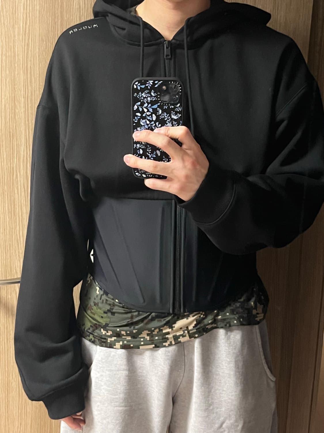 L)h&m 뮈글러 후드집업 상품이미지5