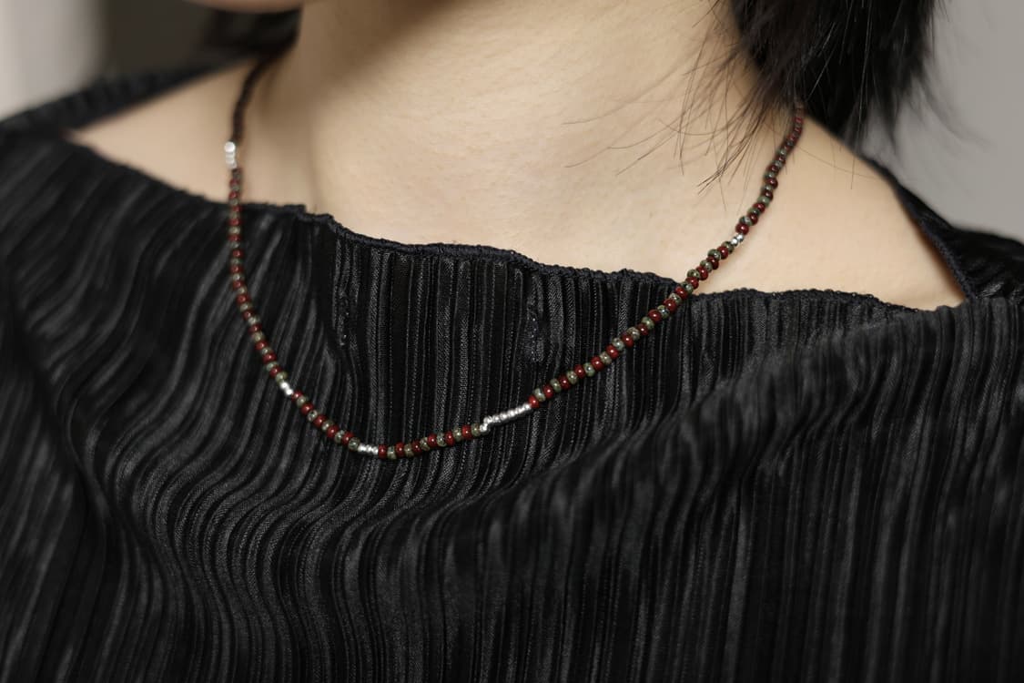 Red & Black.002 핸드메이드 목걸이 상품이미지1