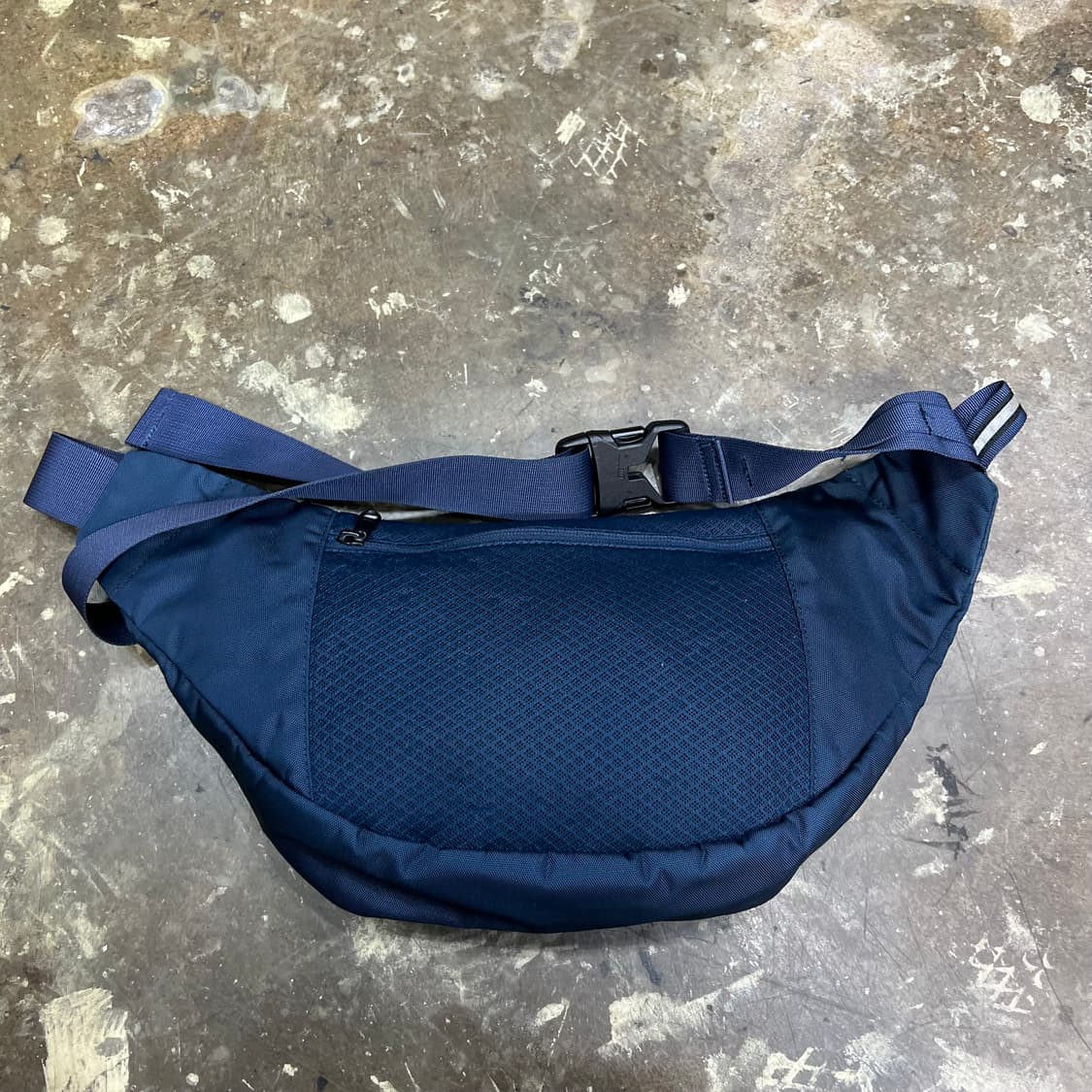 노스페이스 메신저백 슬링백 힙색 가방 상품이미지2