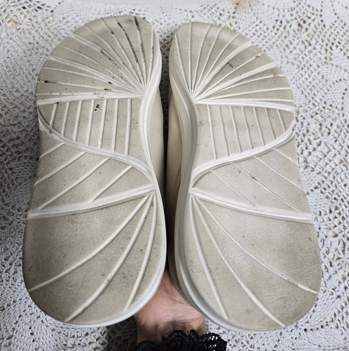 소다 컴포트 밴딩 스니커즈 265 상품이미지5