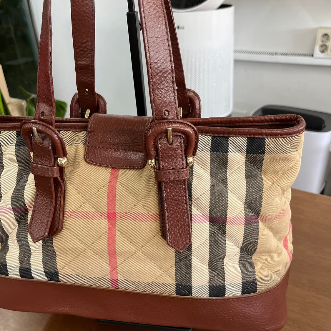 버버리 노바체크 퀼팅 숄더백 상품이미지7