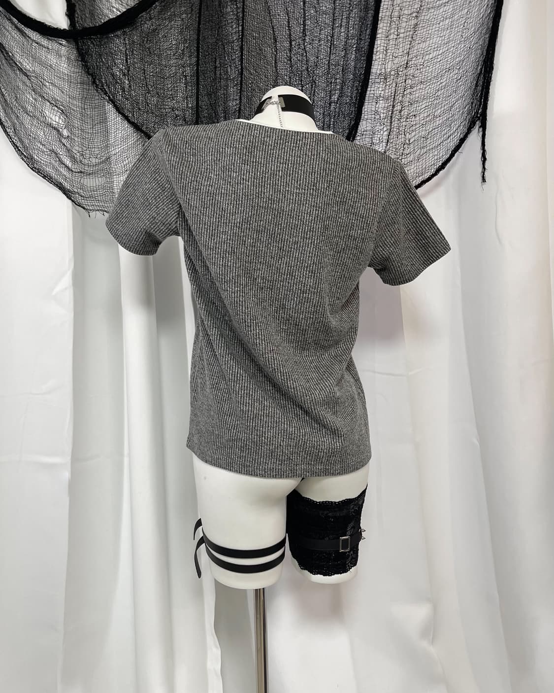 grey zipper t-shirt 상품이미지4