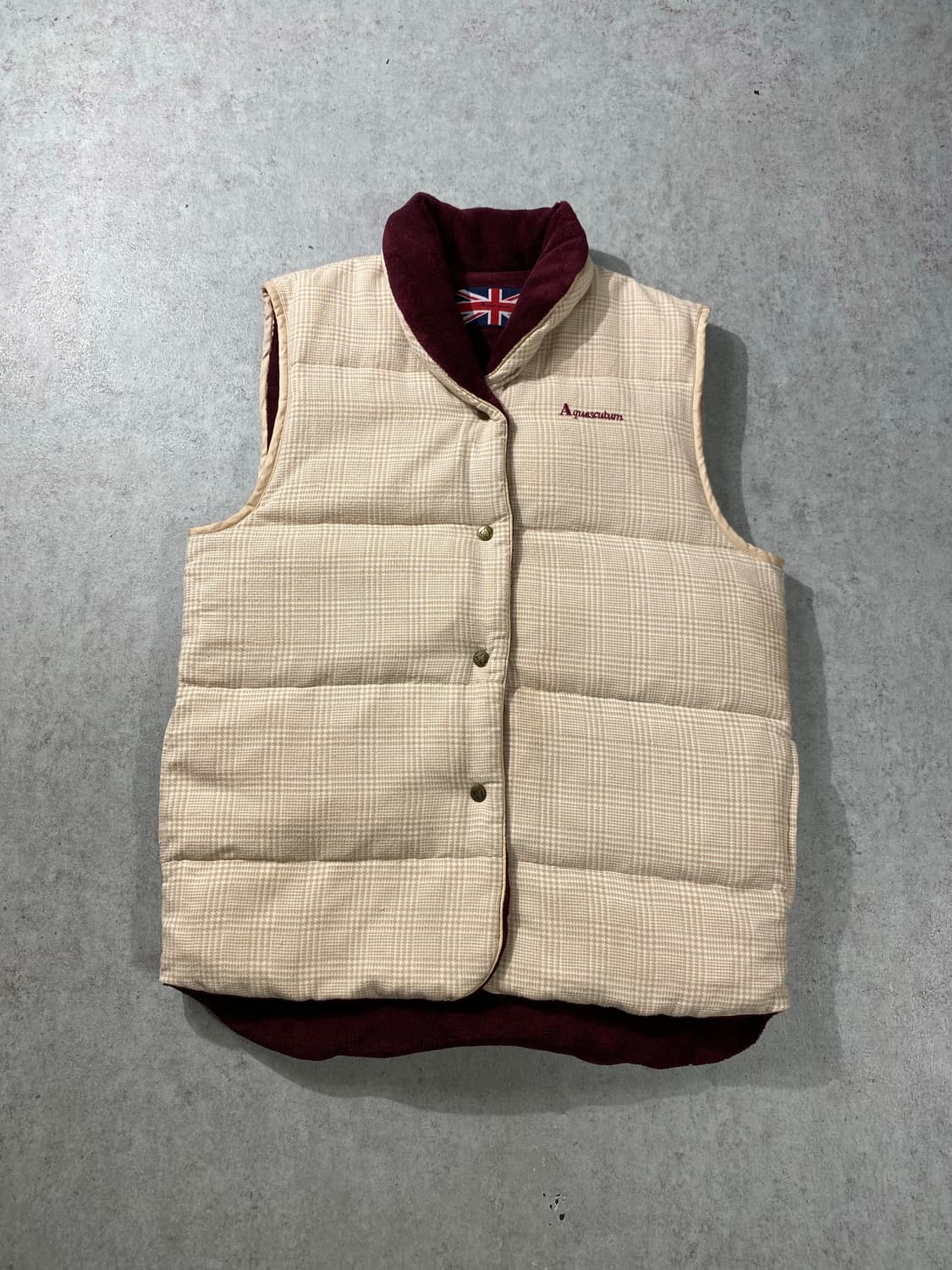 [M-L] Aquascutum 아쿠아스큐텀 덕다운 체크 패딩베스트 상품이미지3