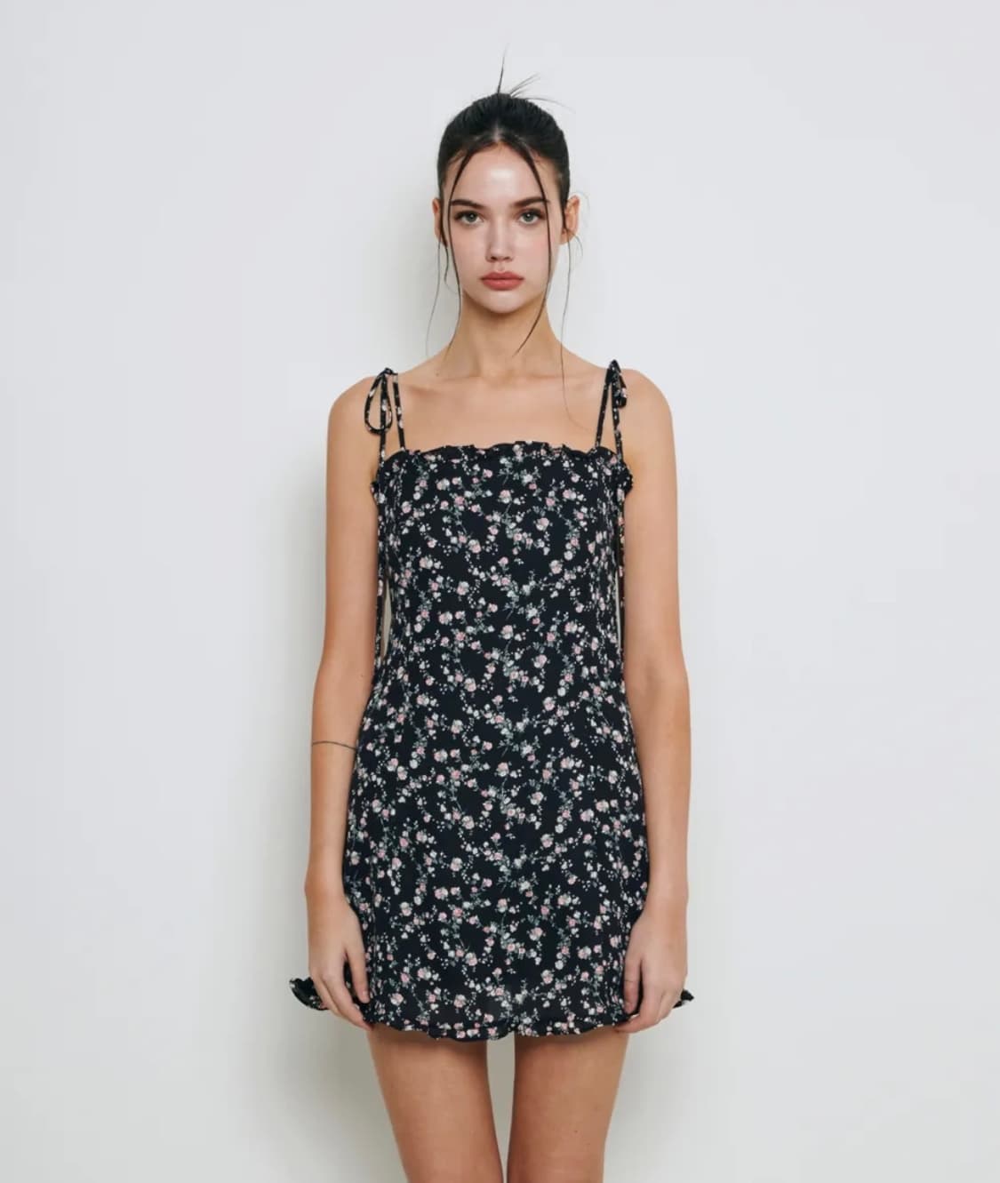 낫유어로즈 프릴 미니 드레스 상품이미지2