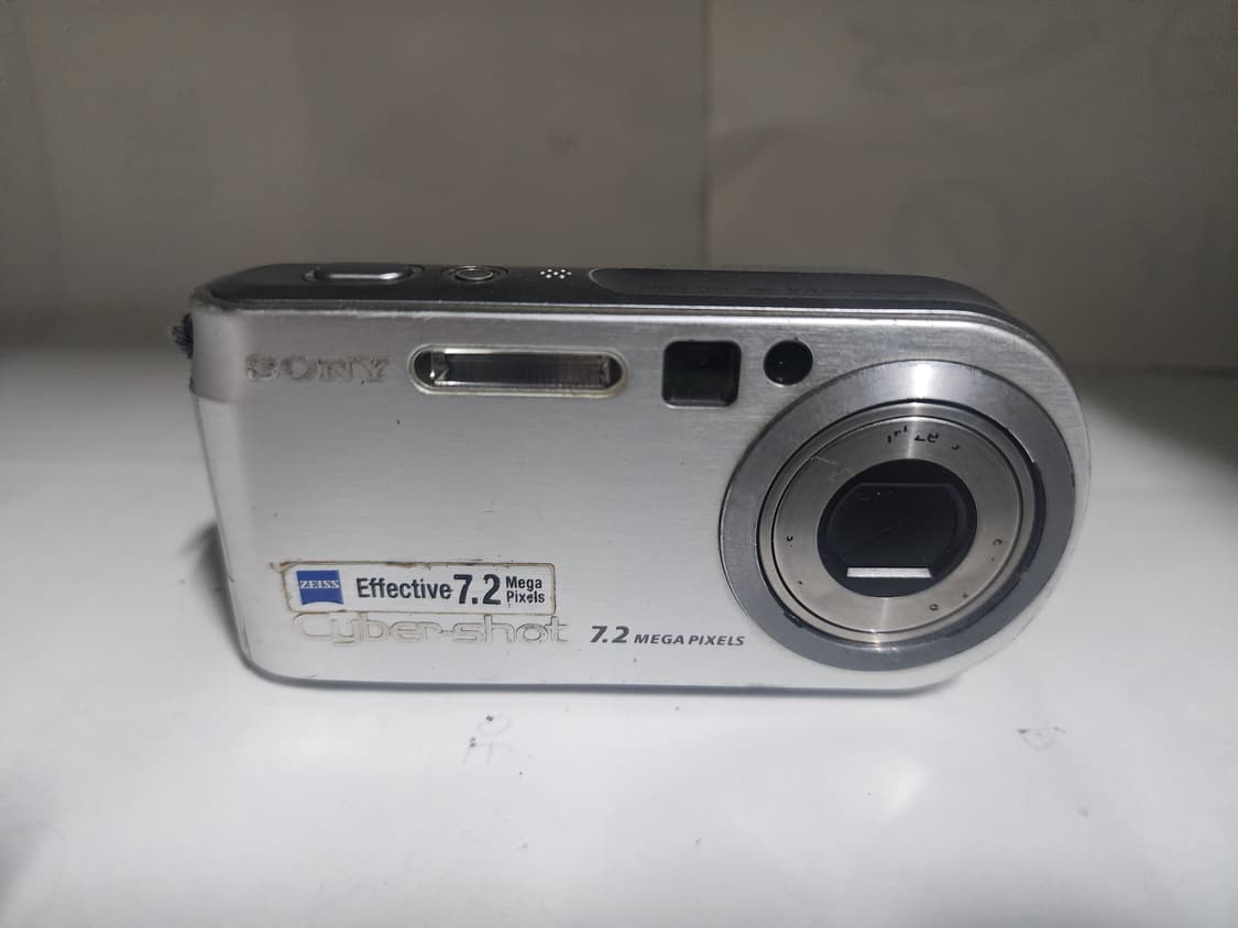 소니 dsc-p200 디지털 카메라 상품이미지1