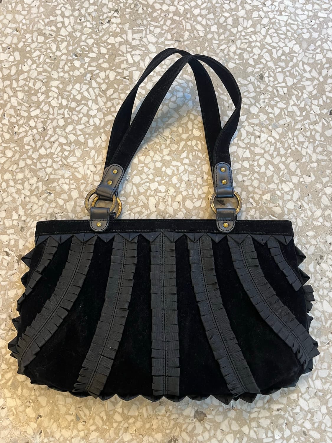 Hiroko Bis Pleated Suede Shoulder Bag 상품이미지2
