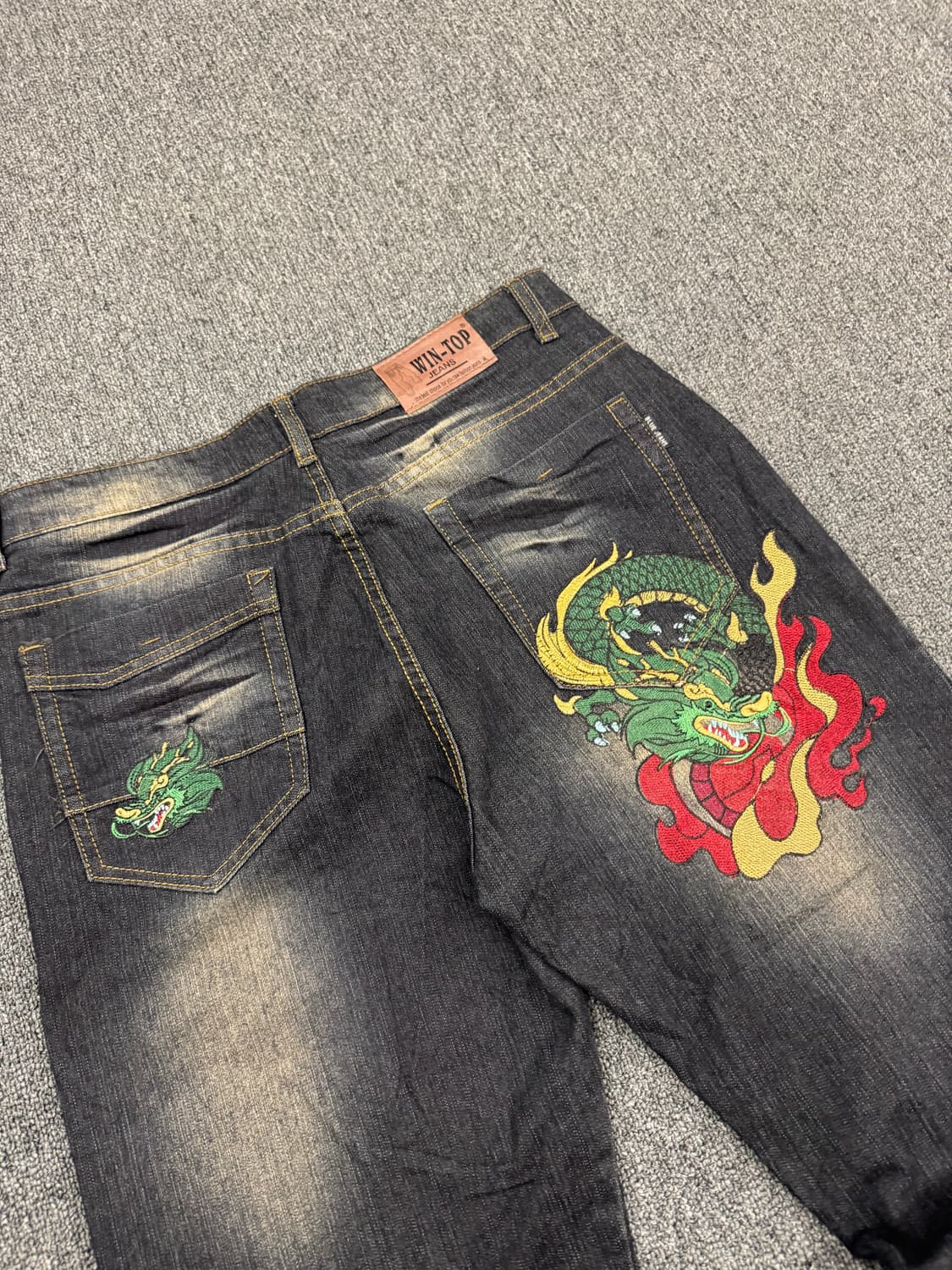 Win-Top jeans 빈티지 포켓 드래곤 자수 흑청데님팬츠 상품이미지5