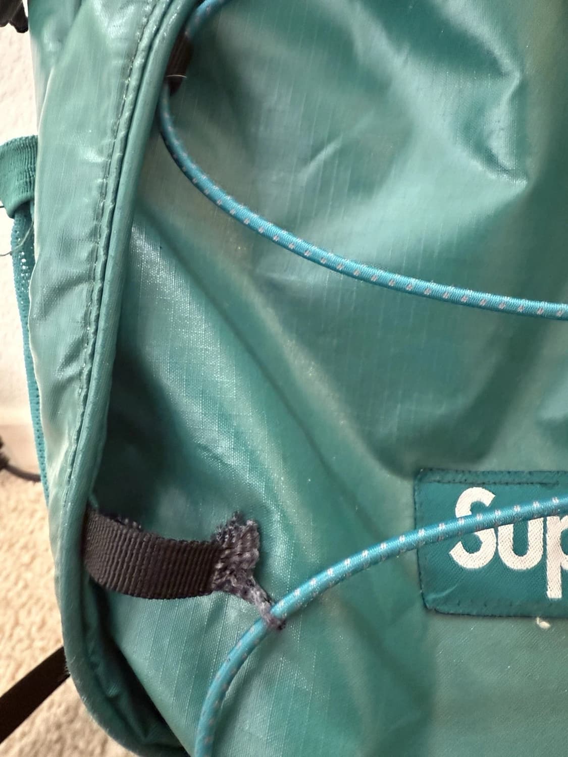 17FW 슈프림 백팩 다크 틸 상품이미지3