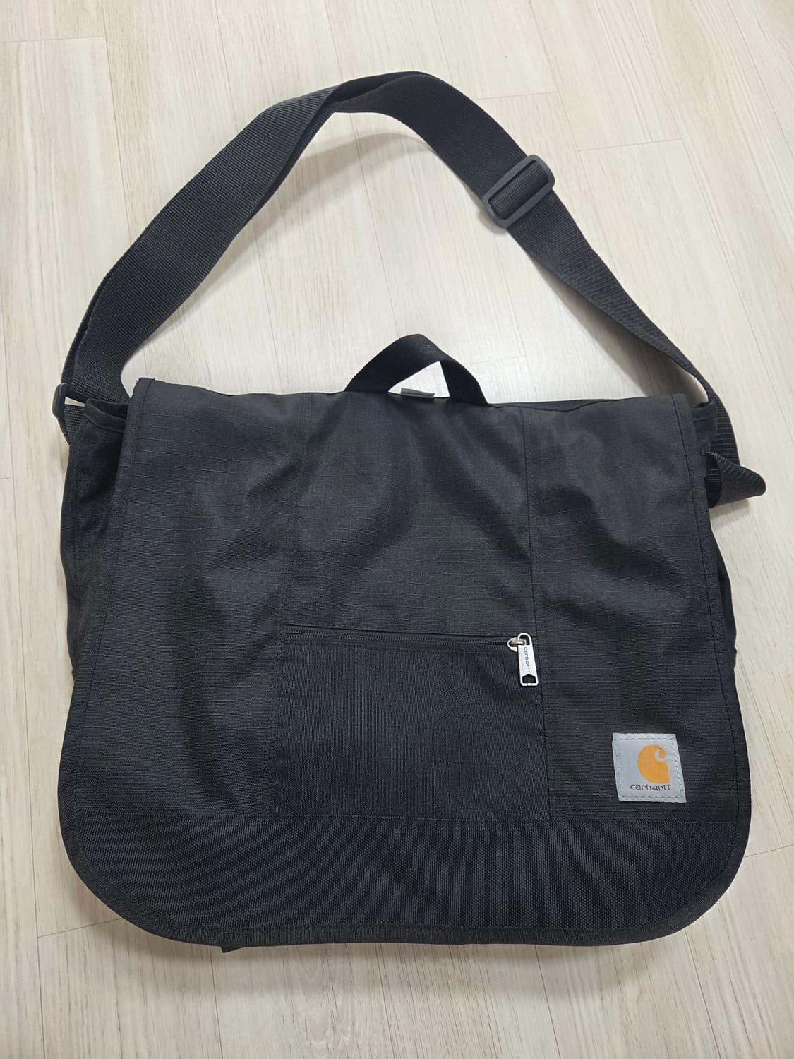 칼하트 블랙 메신저백 크로스백 상품이미지1