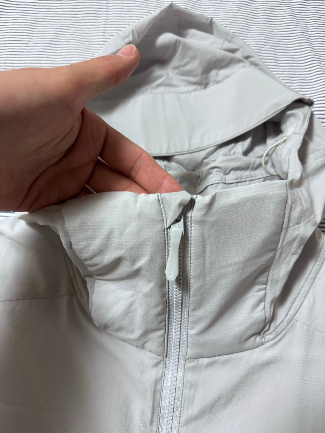 아크테릭스 아톰 SL 후디 솔리튜드 상품이미지6