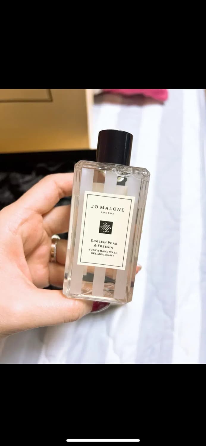 조말론 잉글리쉬 페어앤프리지아 파우치 세트(코롱,바디워시,크림) 상품이미지6