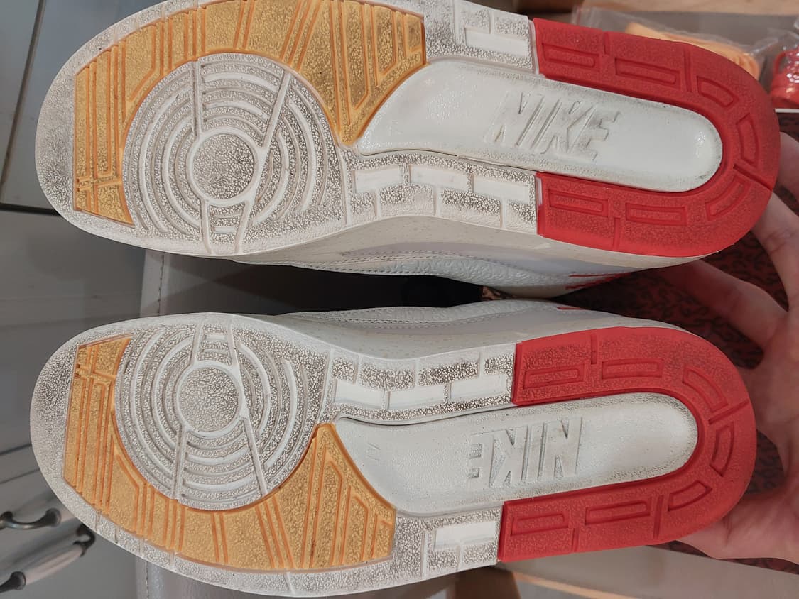 조던2 메종 샤또 루즈 레트로 SP
255mm  상품이미지8