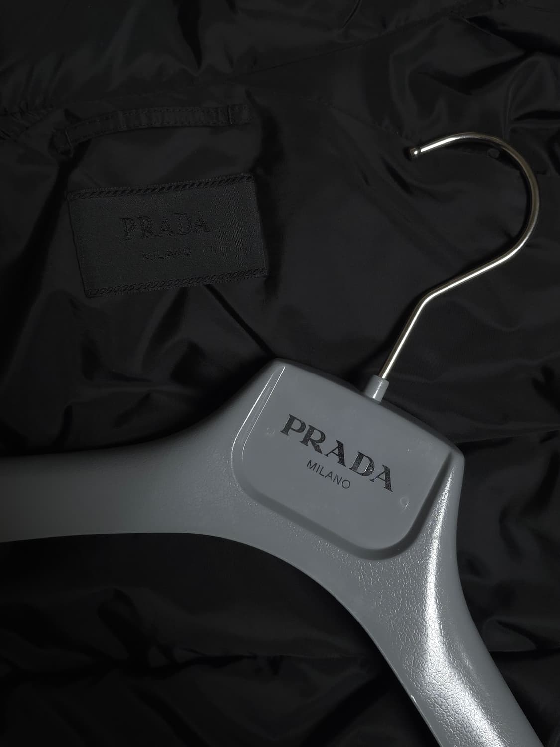 [48] 프라다 리나일론 패딩 블랙(SGB112) 상품이미지6