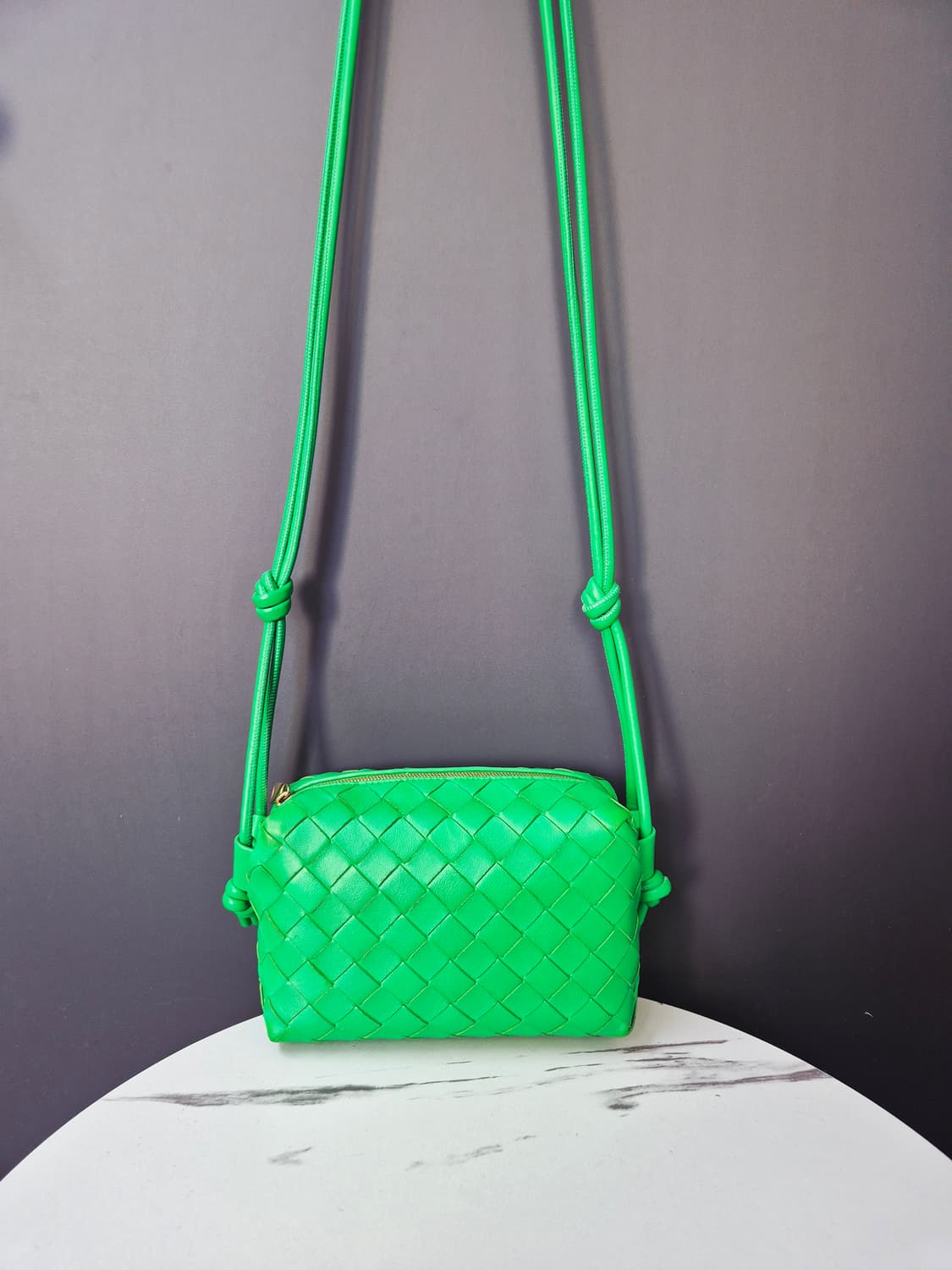 보테가 베네타 카메라백 상품이미지2