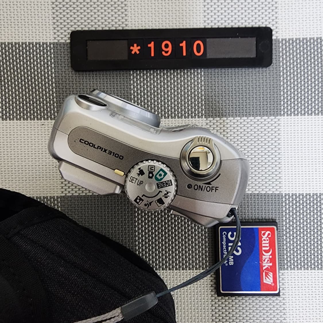 니콘 쿨픽스 3100 디지털카메라 파우치포함 AA건전지 상품이미지2
