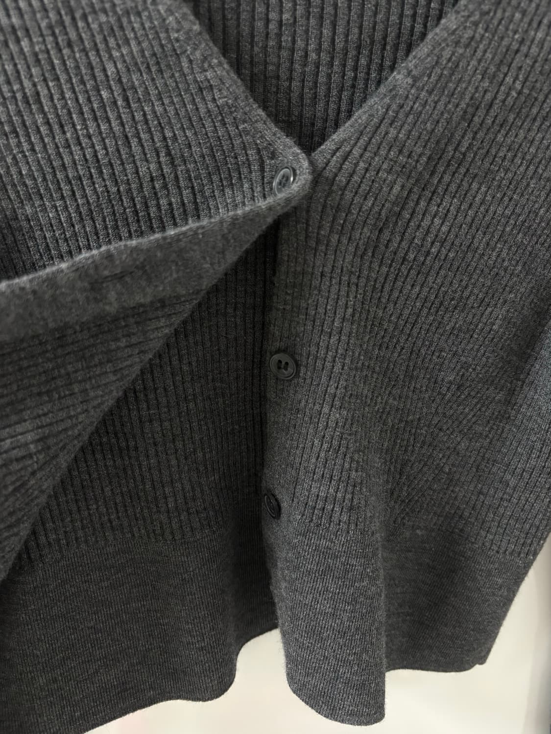 COS 리브드 니트 메리노 울 가디건 상품이미지3