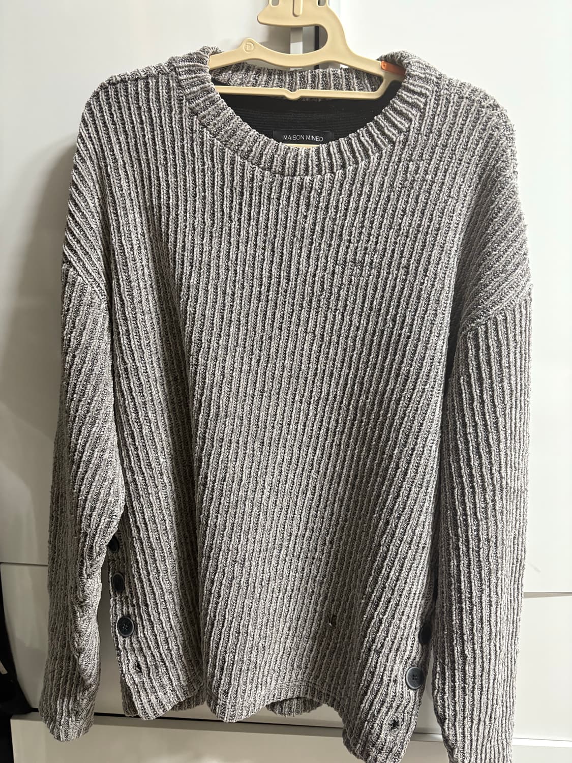 메종 미네드 사이드 단추 니트 상품이미지1