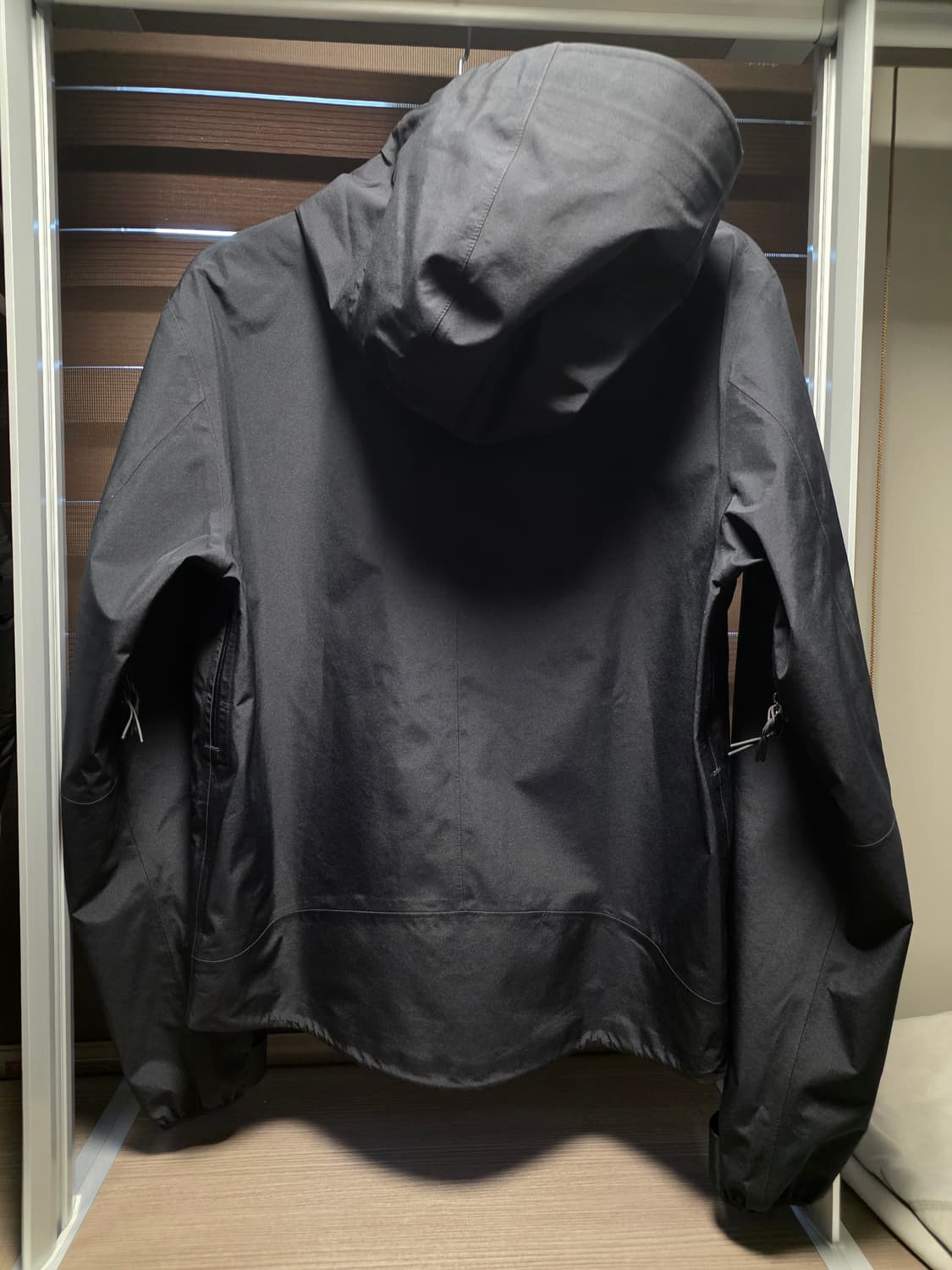 메종 마르지엘라 x 살로몬 고어텍스 바람막이 M 상품이미지2