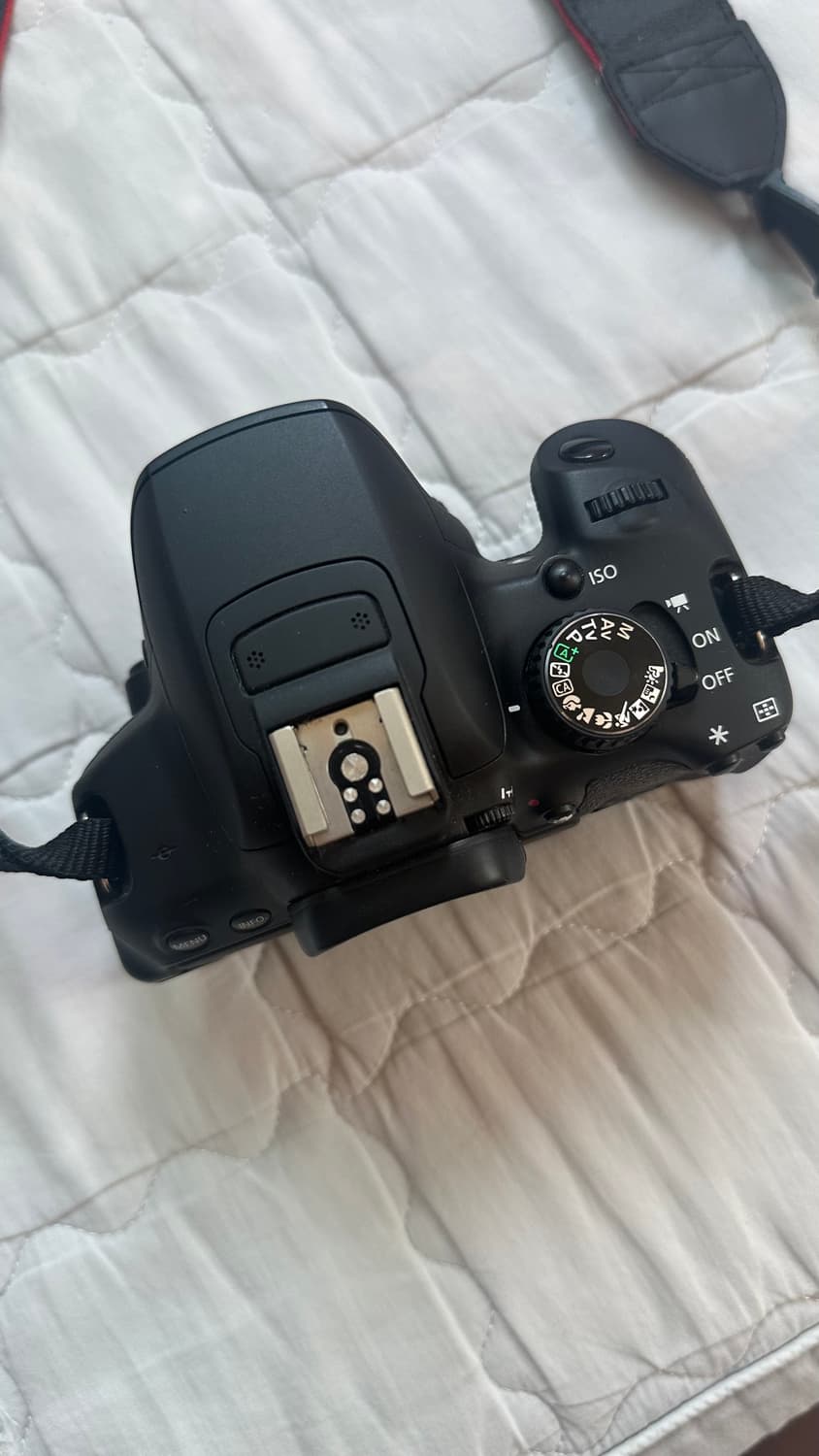 DSLR 캐논 EOS 650D 바디 컷수 2천 미만 상품이미지5