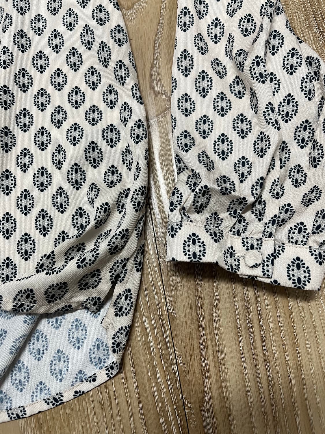 Keith 프릴 블라우스 상품이미지3