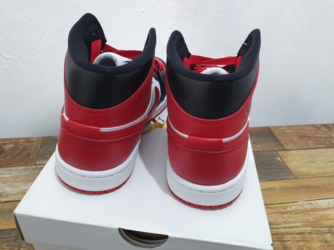 NIKE 나이키 에어조던 1 미드 앤 짐레드 새상품 (235MM) 상품이미지5