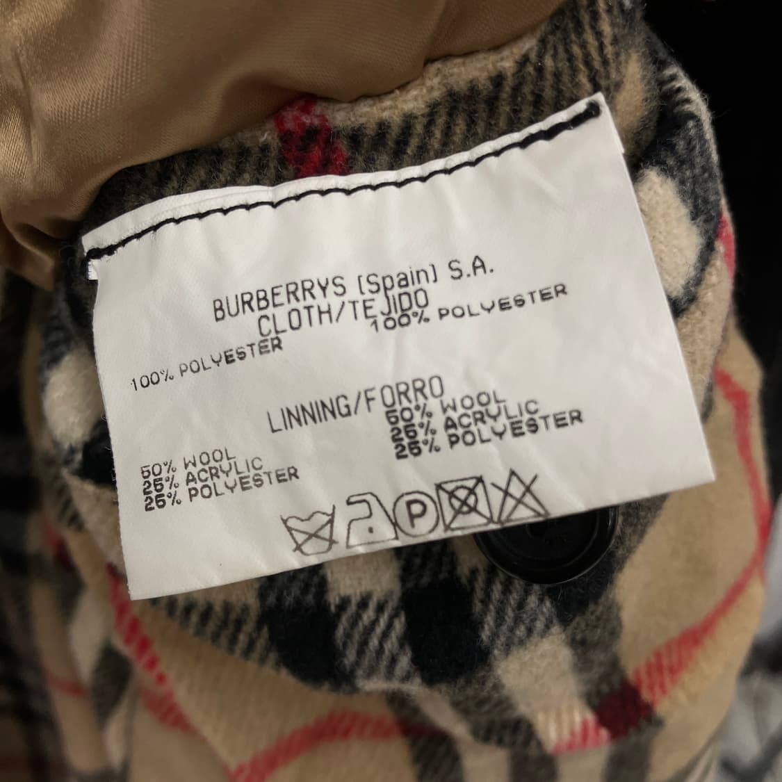 버버리 블랙 후드 패딩 점퍼  상품이미지8