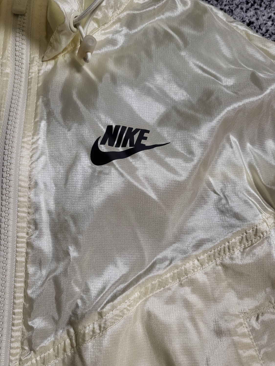 나이키 러닝 바람막이 상품이미지2