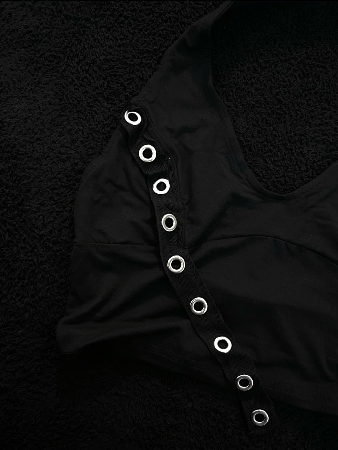 Eyelet Halter Top 상품이미지4