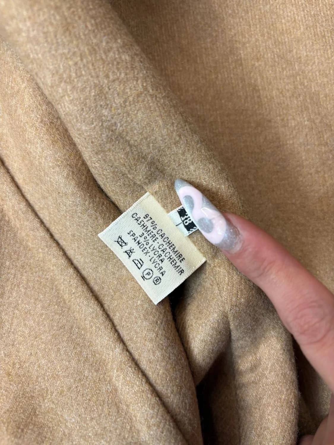 로로피아나 캐시미어 케이프 크롭 자켓 pn6164 상품이미지10