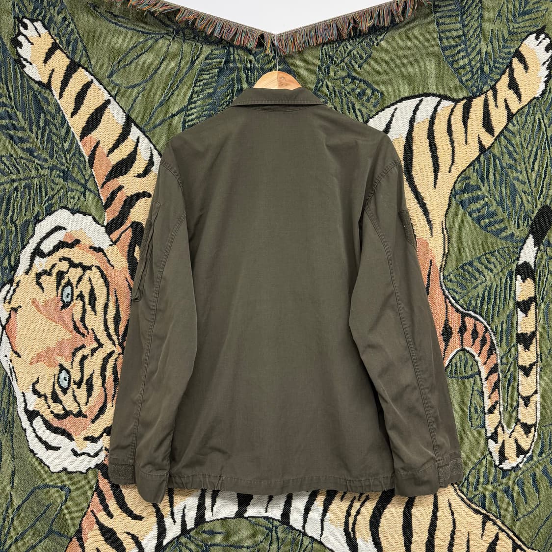 오스트리아군 올리브 필드 자켓 (M) 상품이미지4