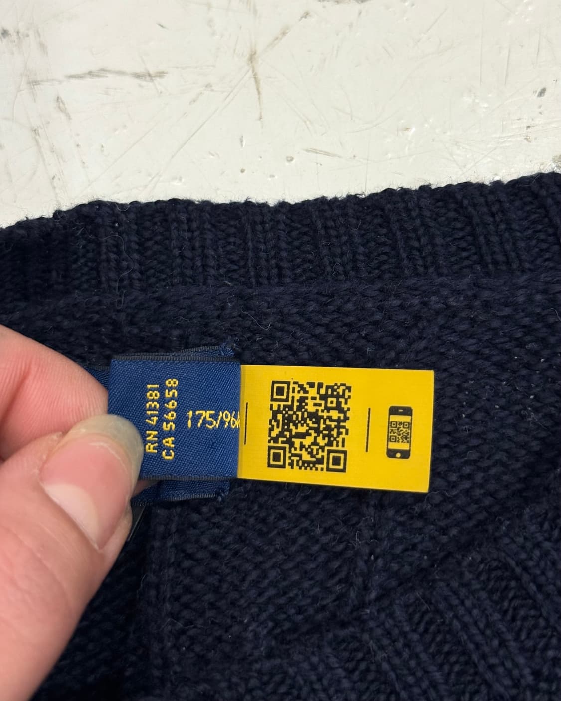 폴로 신형 큐알 네이비 꽈배기 니트 상품이미지4