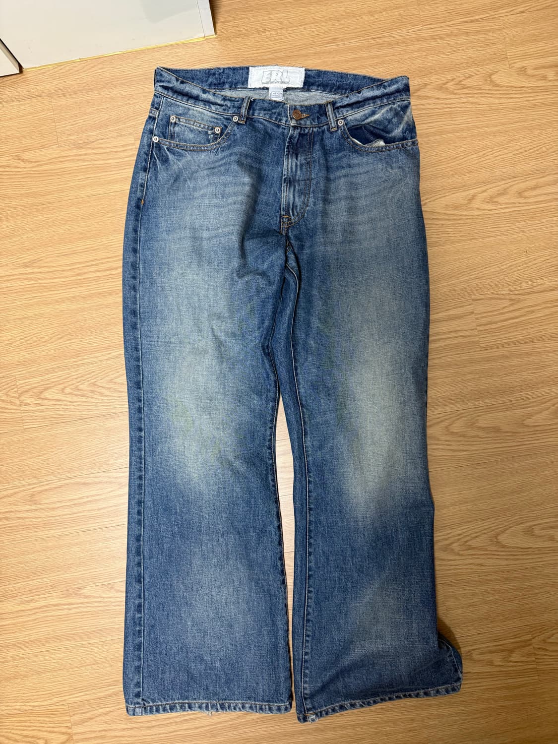 Erl  디스트로이드 플레어 진 상품이미지1