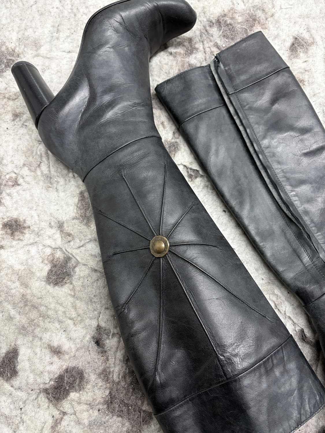 2000’s 코스튬내셔널 스터드 레더 롱 부츠 상품이미지4