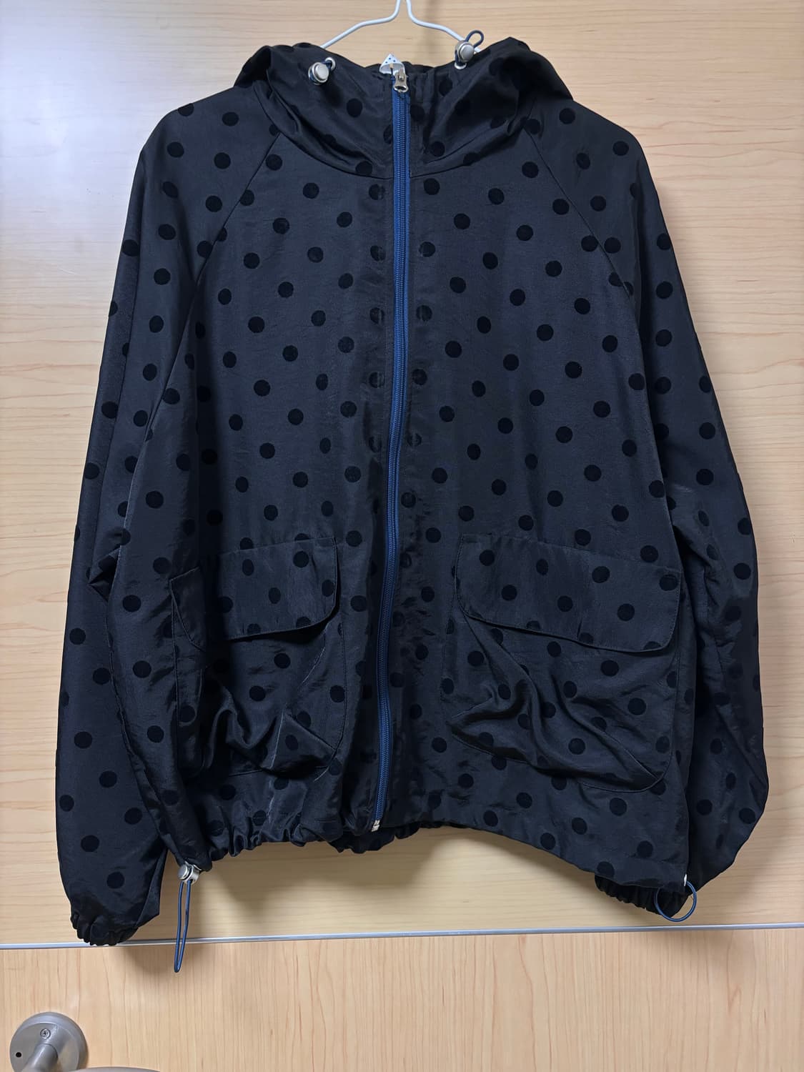 오헤시오 도트 프릴 후디드 윈드브레이커 점퍼 상품이미지3