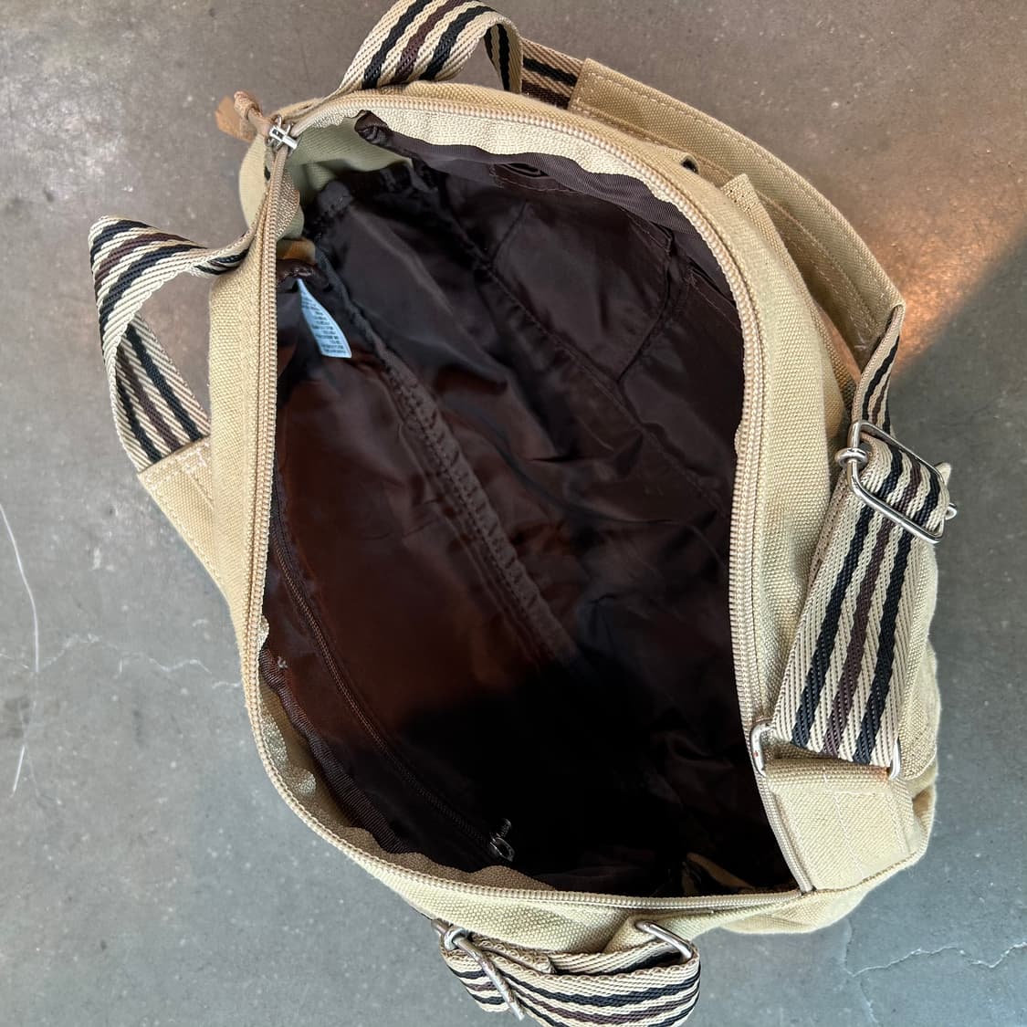 아디다스 베이지 포켓 숄더 상품이미지5