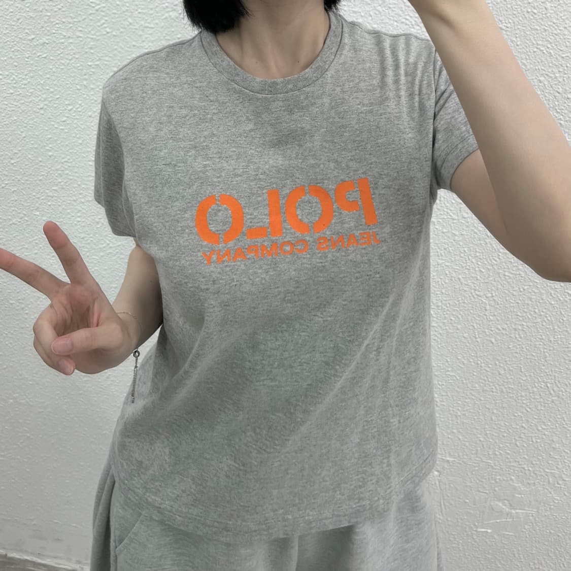 폴로 센터로고 그레이 반팔 상품이미지4